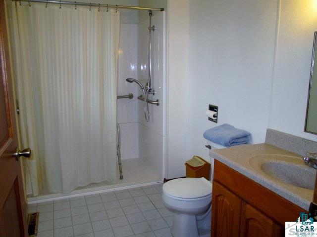 27780 Lincoln Road Mason, WI 54856 - Photo 14 of 25 Master bathroom with walk-in shower