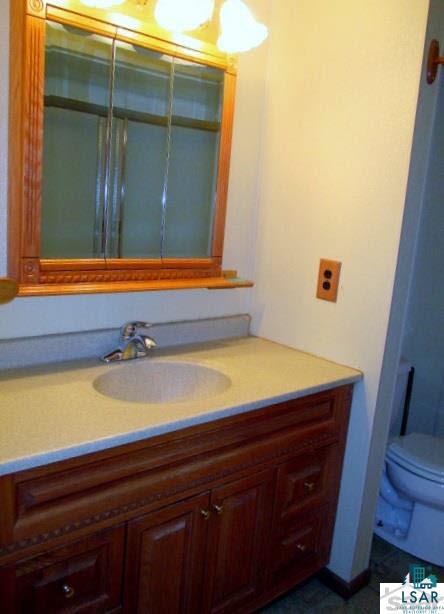 27780 Lincoln Road Mason, WI 54856 - Photo 9 of 25 Main full bathroom