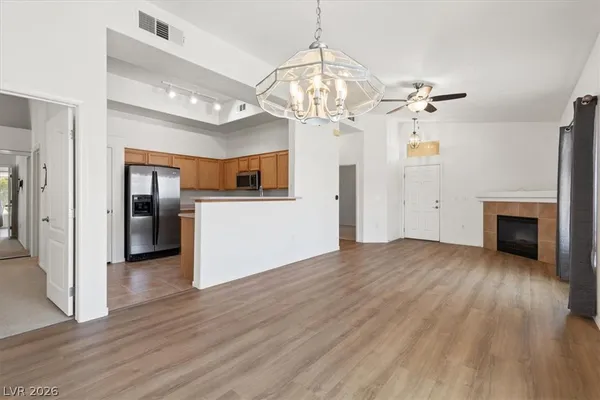 $1,550 | 3474 Desert Cliff Street, Unit 201, Las Vegas, NV 89129