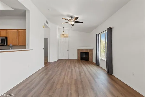 $1,550 | 3474 Desert Cliff Street, Unit 201, Las Vegas, NV 89129