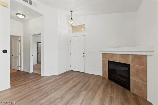 $1,550 | 3474 Desert Cliff Street, Unit 201, Las Vegas, NV 89129