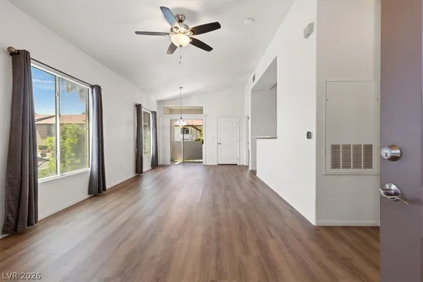 $1,550 | 3474 Desert Cliff Street, Unit 201, Las Vegas, NV 89129