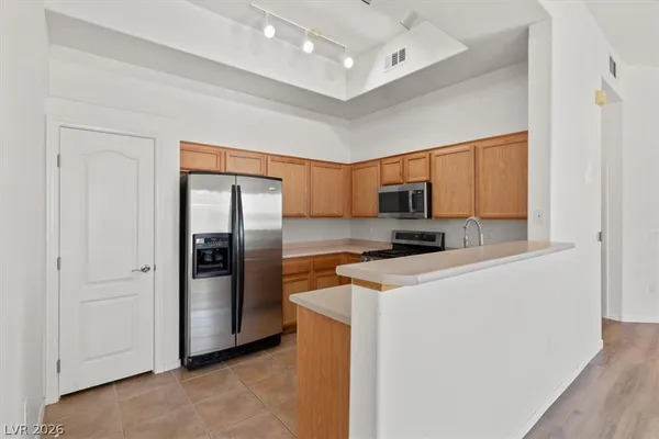 $1,550 | 3474 Desert Cliff Street, Unit 201, Las Vegas, NV 89129