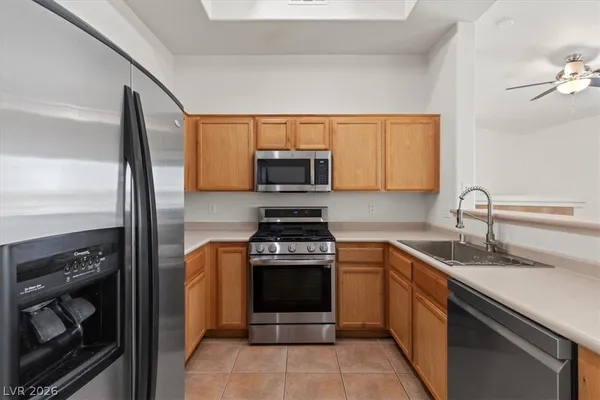 $1,550 | 3474 Desert Cliff Street, Unit 201, Las Vegas, NV 89129