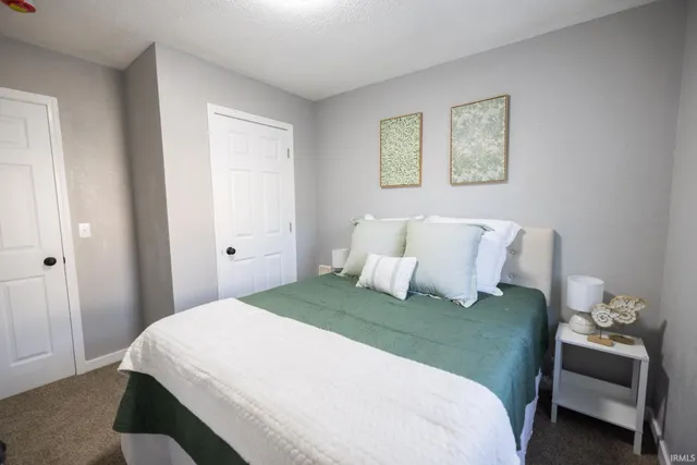 $159,900 | 118 East Buchanan Street, Alexandria, IN 46001