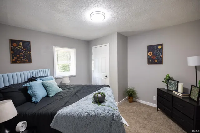 $159,900 | 118 East Buchanan Street, Alexandria, IN 46001