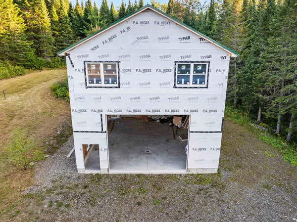 $425,000 | 31 Beaver Brook Road, Pittsburg, NH 03592