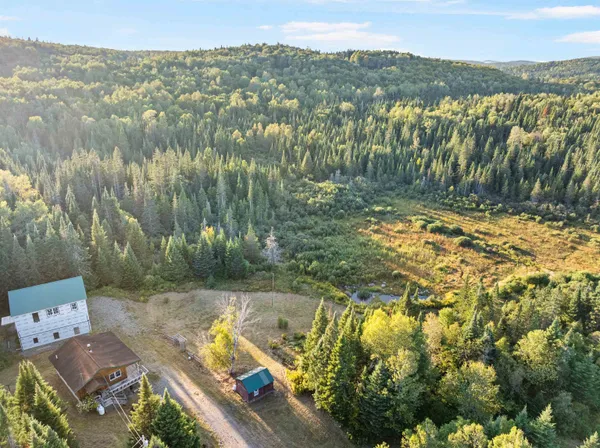 $425,000 | 31 Beaver Brook Road, Pittsburg, NH 03592