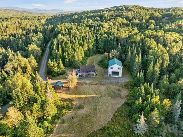 $425,000 | 31 Beaver Brook Road, Pittsburg, NH 03592