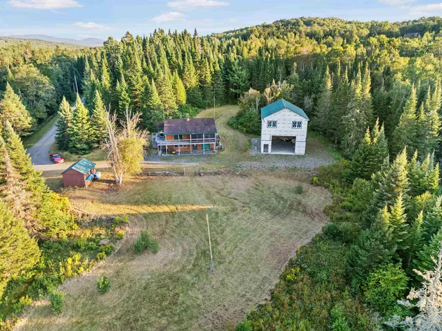 $425,000 | 31 Beaver Brook Road, Pittsburg, NH 03592