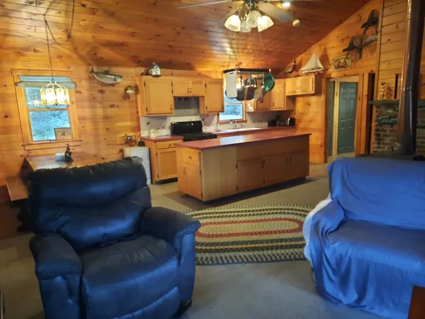 $425,000 | 31 Beaver Brook Road, Pittsburg, NH 03592