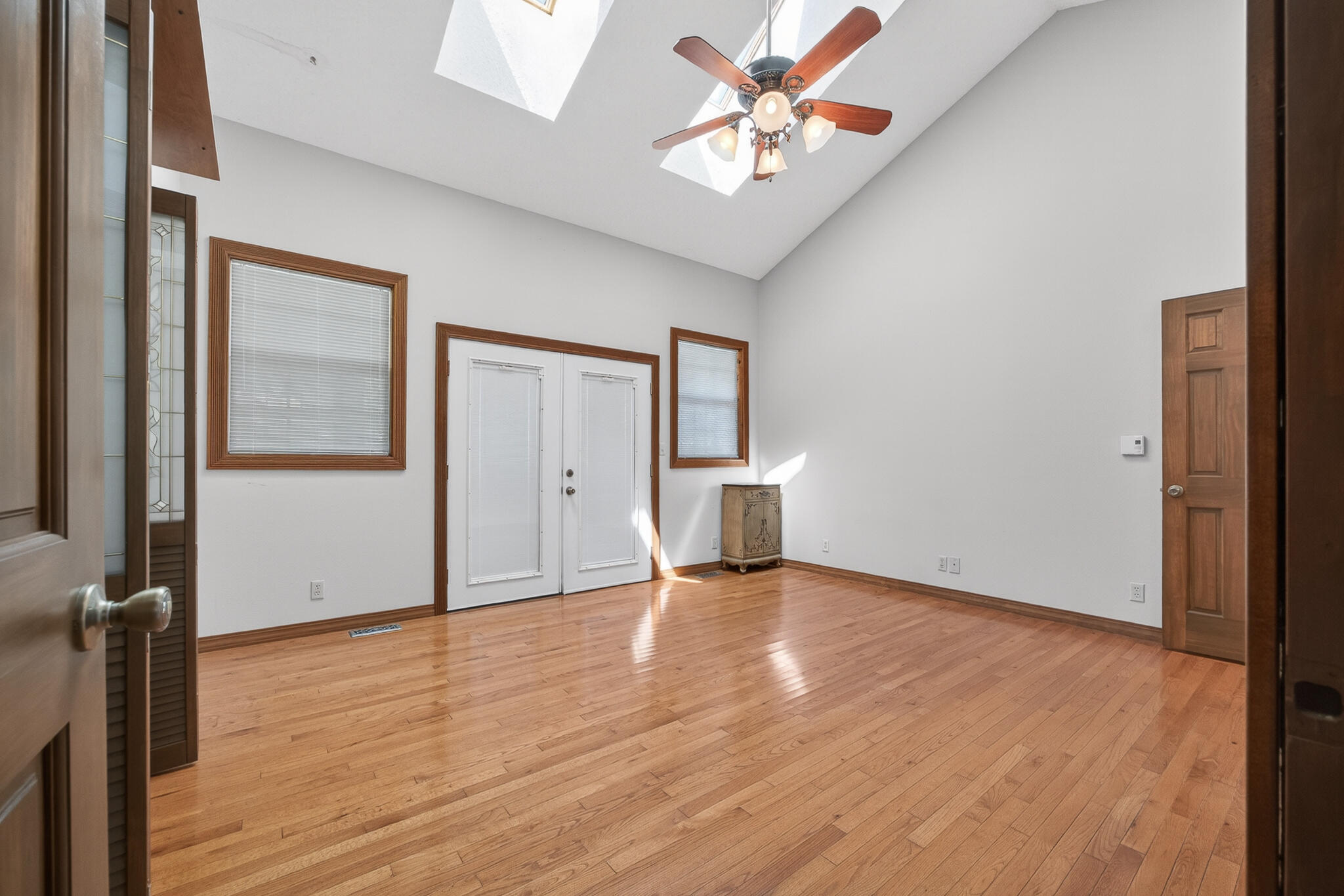 537 West Talmage Street Springfield, MO 65803 - Photo 22 of 72 Primary Bedroom