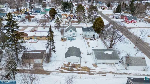 $154,900 | 411 9th Street Northwest, Chisholm, MN 55719