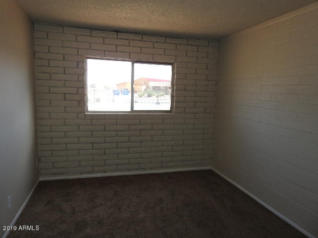 1747 West Vineyard Road Phoenix, AZ 85041 - Photo 14 of 33 DSCN0210