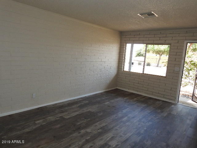 1747 West Vineyard Road Phoenix, AZ 85041 - Photo 17 of 33 DSCN0213