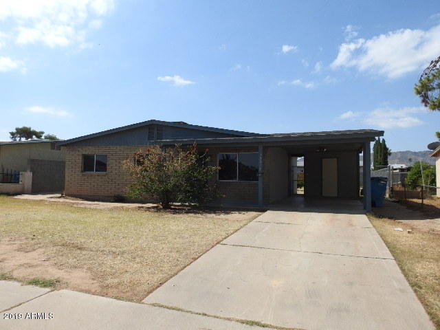 1747 West Vineyard Road Phoenix, AZ 85041 - Photo 2 of 33 DSCN0198