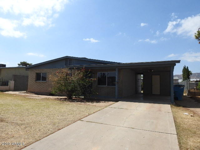 1747 West Vineyard Road Phoenix, AZ 85041 - Photo 3 of 33 DSCN0199