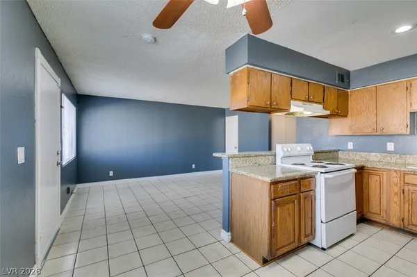 $1,040 | 1641 North Lamont Street, Unit C, Las Vegas, NV 89115