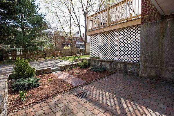 299 Russett Road Brookline, MA 02467 - Photo 16 of 17