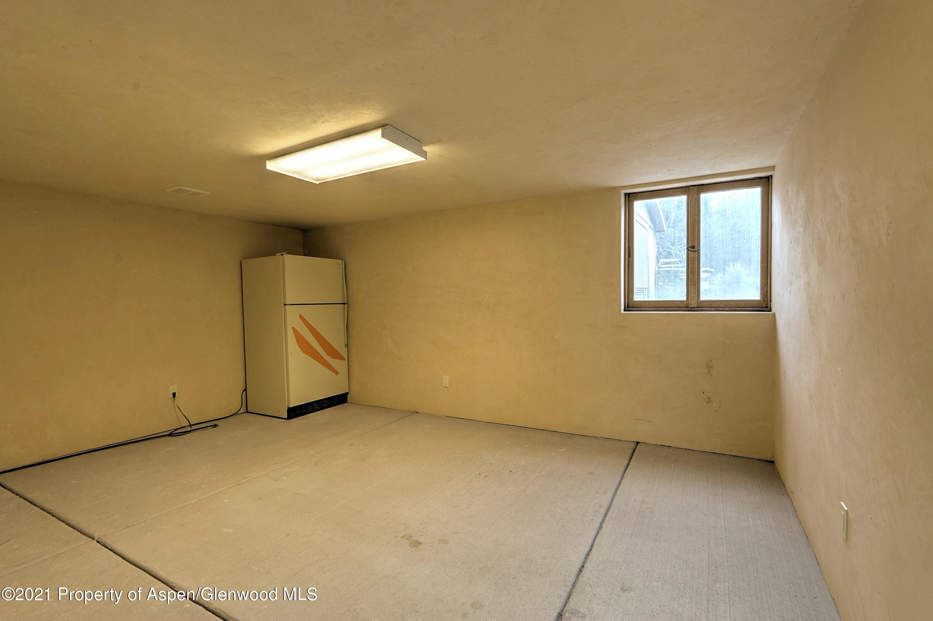 534 Panoramic Drive Silt, CO 81652 - Photo 48 of 48 an empty room with windows