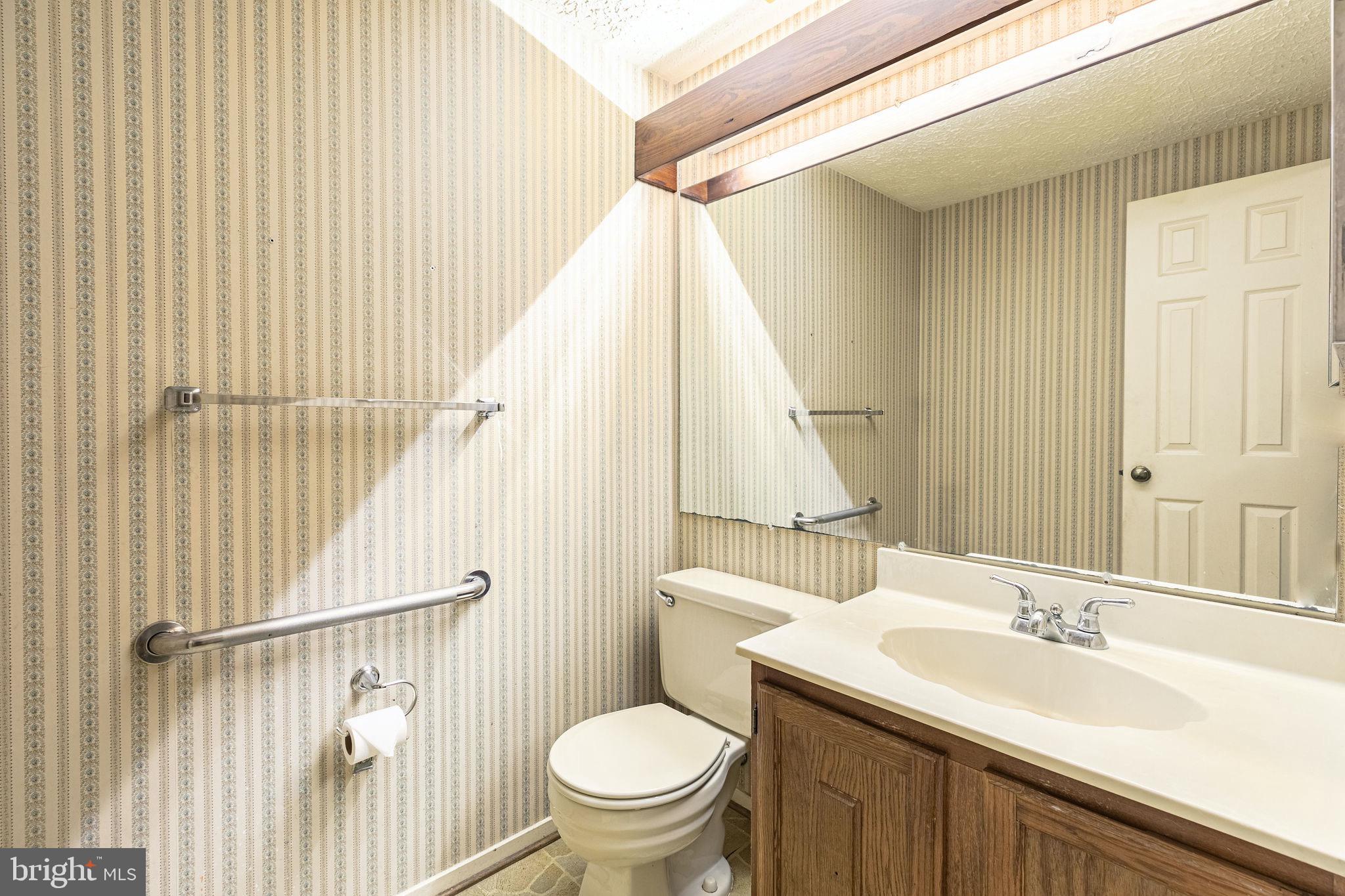 2296 Archdale Road Reston, VA 20191 - Photo 12 of 31