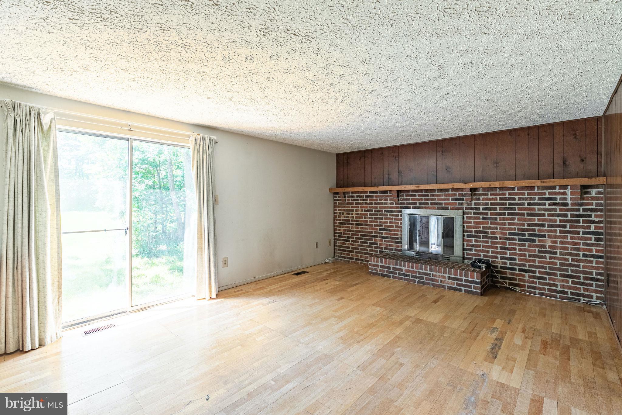 2296 Archdale Road Reston, VA 20191 - Photo 14 of 31