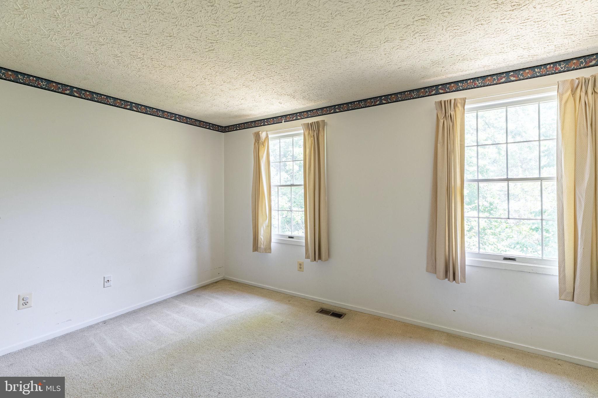 2296 Archdale Road Reston, VA 20191 - Photo 16 of 31