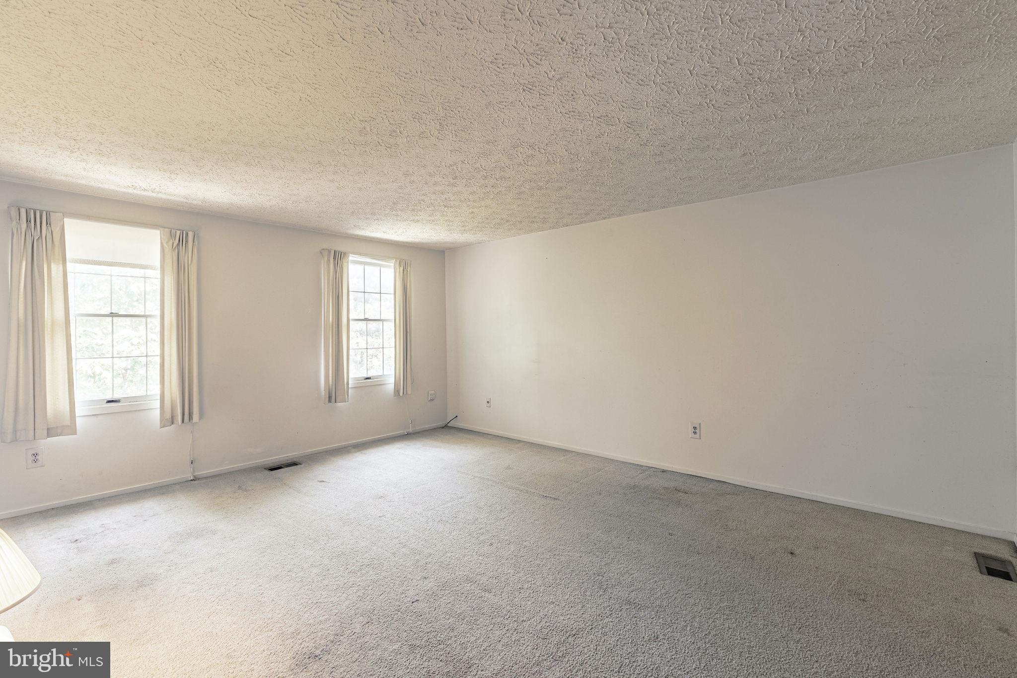 2296 Archdale Road Reston, VA 20191 - Photo 22 of 31