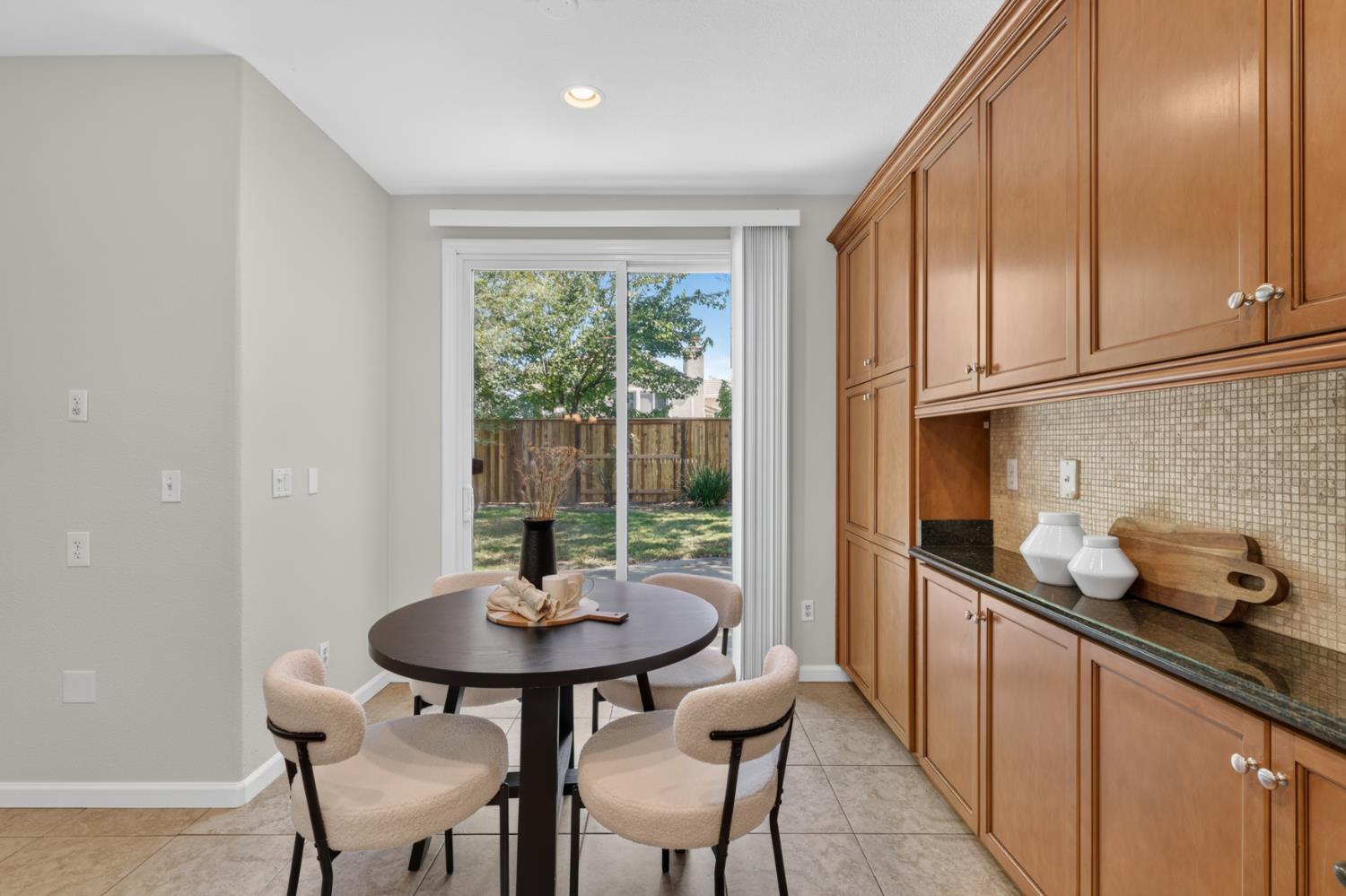 4338 Rimini Way El Dorado Hills, CA 95762 - Photo 11 of 40