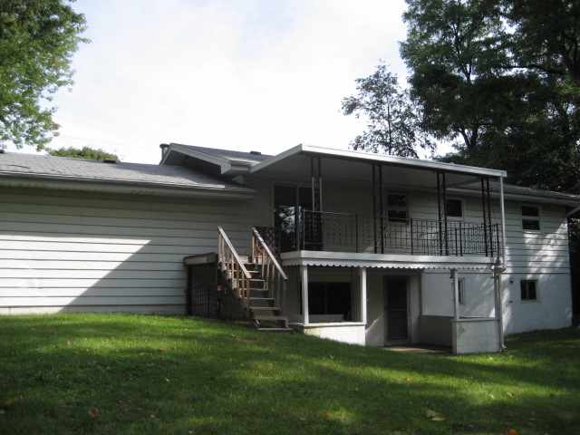 5804 West Heuermann Road Peoria, IL 61607 - Photo 2 of 9