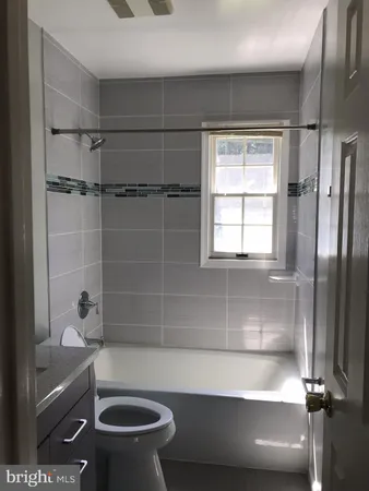 $2,600 | 3010 Strathmeade Street, Falls Church, VA 22042