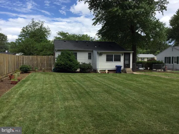 $2,600 | 3010 Strathmeade Street, Falls Church, VA 22042