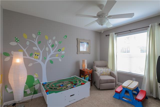 106 Legends Ridge Drive Lebanon, TN 37090 - Photo 10 of 19 Second bedroom.