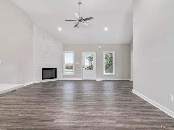 $379,900 | 1218 Rainbow Forest Drive, Lynchburg, VA 24502