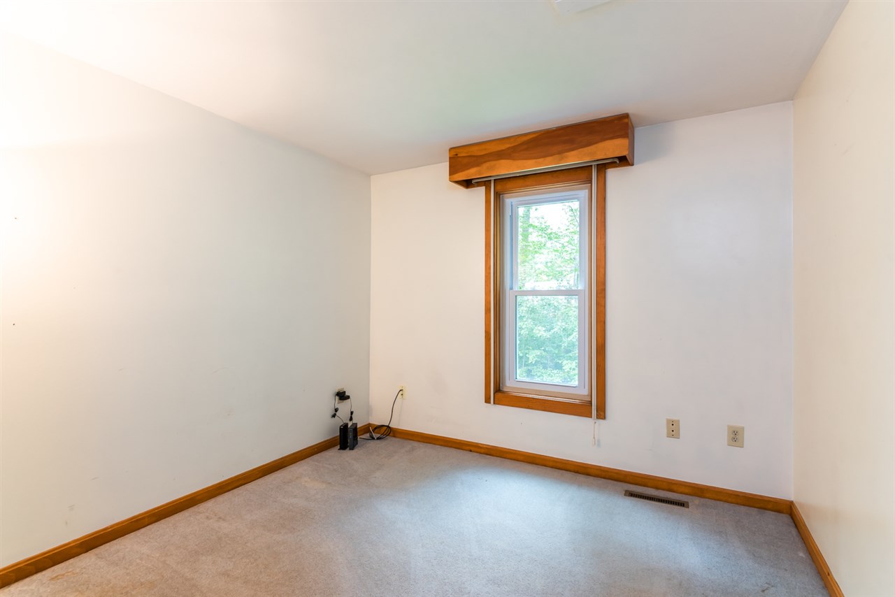 31 Cypress Road Milford, NH 03055 - Photo 11 of 40