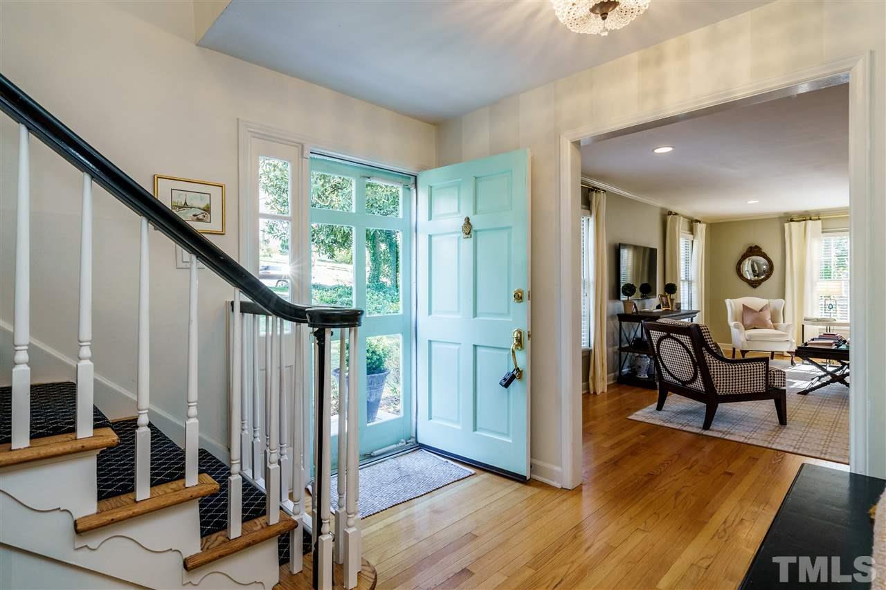 813 Burke Street Raleigh, NC 27609 - Photo 2 of 30