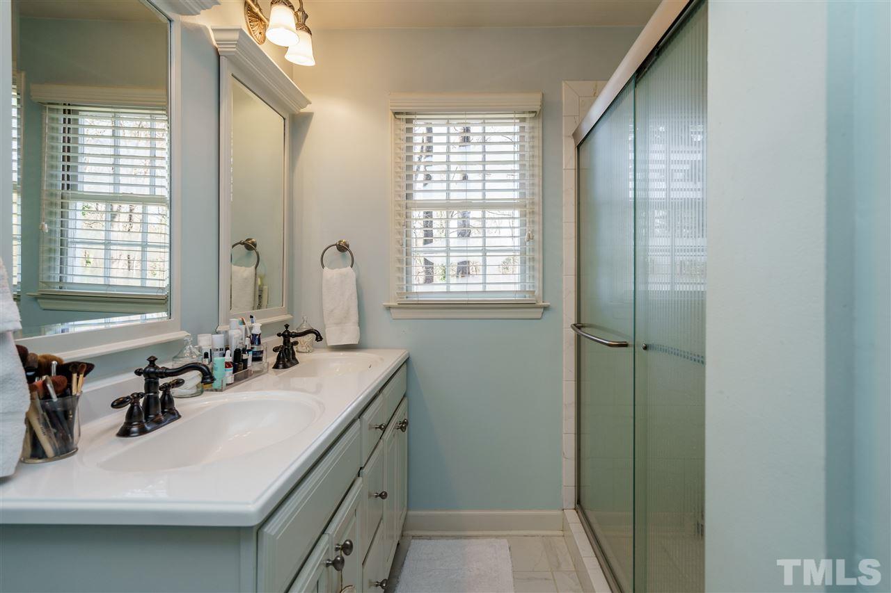 813 Burke Street Raleigh, NC 27609 - Photo 17 of 30
