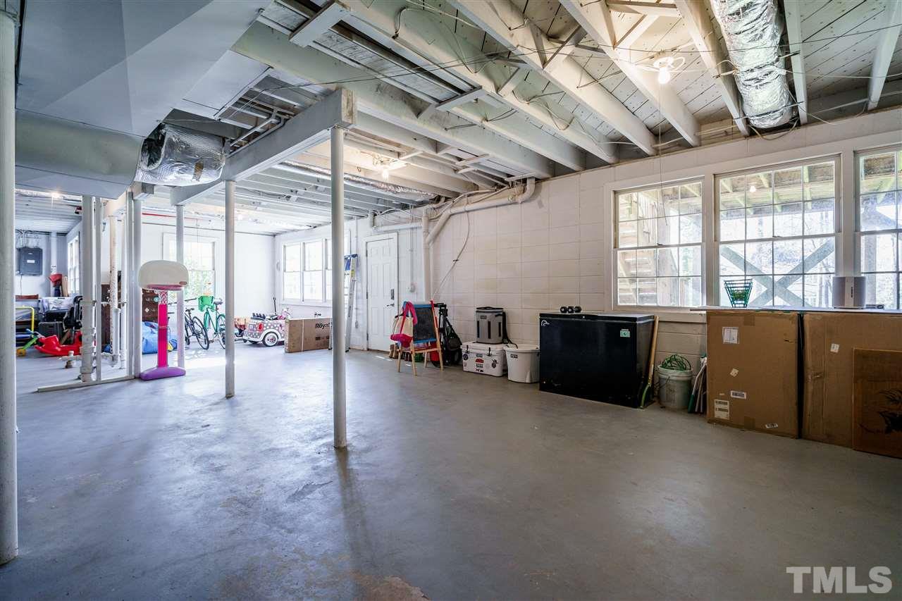 813 Burke Street Raleigh, NC 27609 - Photo 24 of 30