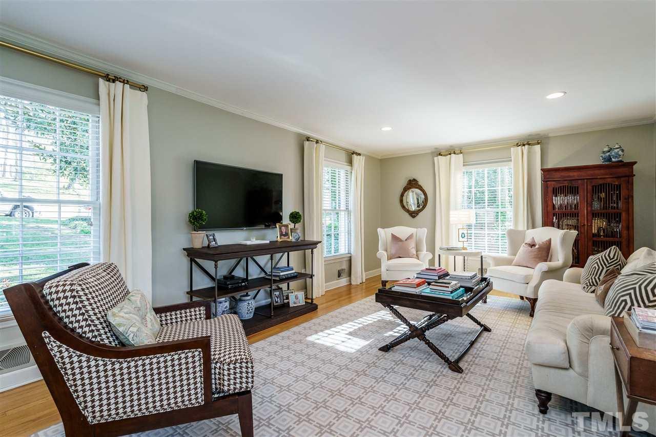 813 Burke Street Raleigh, NC 27609 - Photo 4 of 30