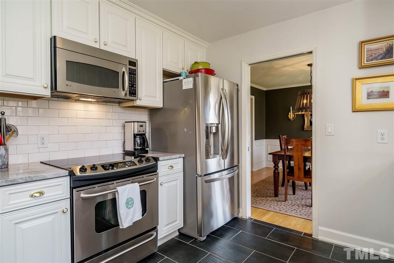 813 Burke Street Raleigh, NC 27609 - Photo 8 of 30