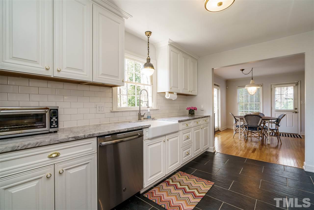 813 Burke Street Raleigh, NC 27609 - Photo 9 of 30