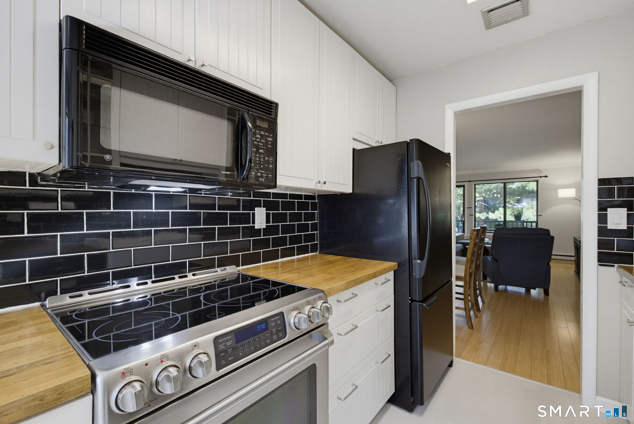 9 Margo Court, Unit 9 Cromwell, CT 06416 - Photo 18 of 39