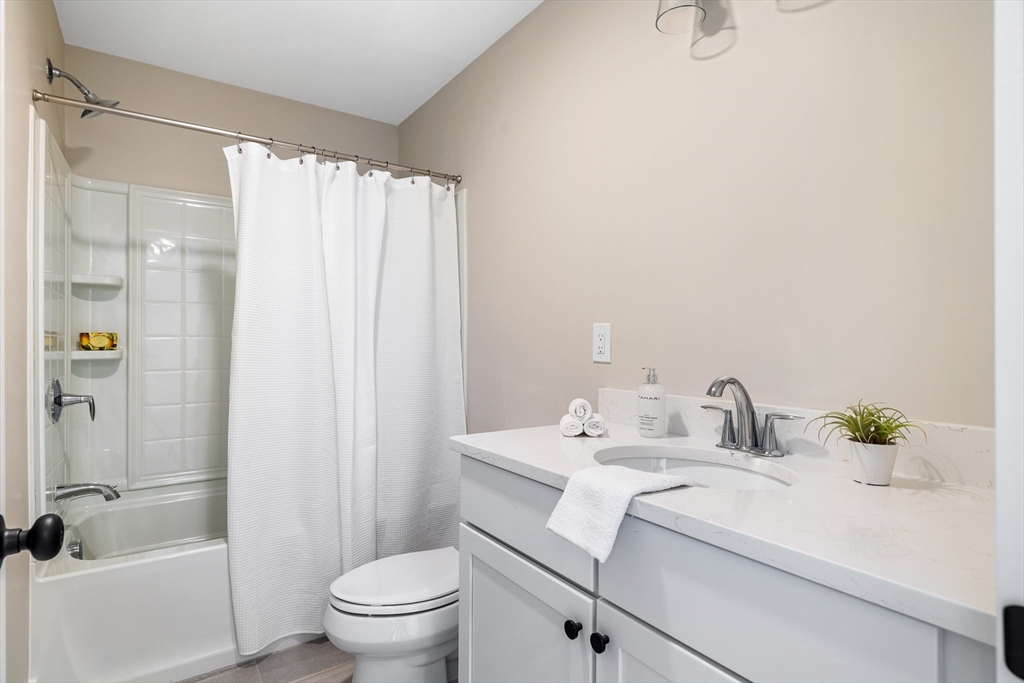 20 Pine Hill Road Worcester, MA 01604 - Photo 14 of 29