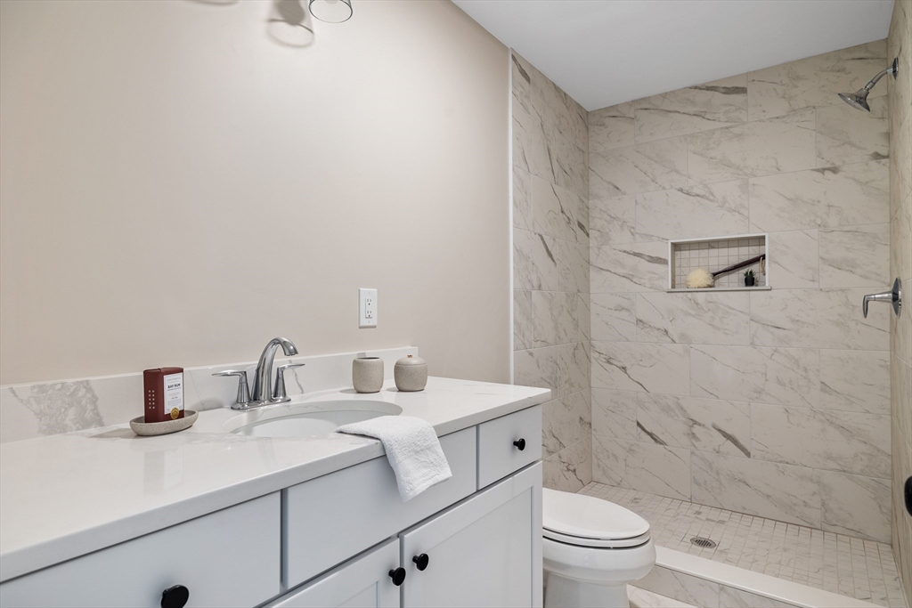 20 Pine Hill Road Worcester, MA 01604 - Photo 18 of 29