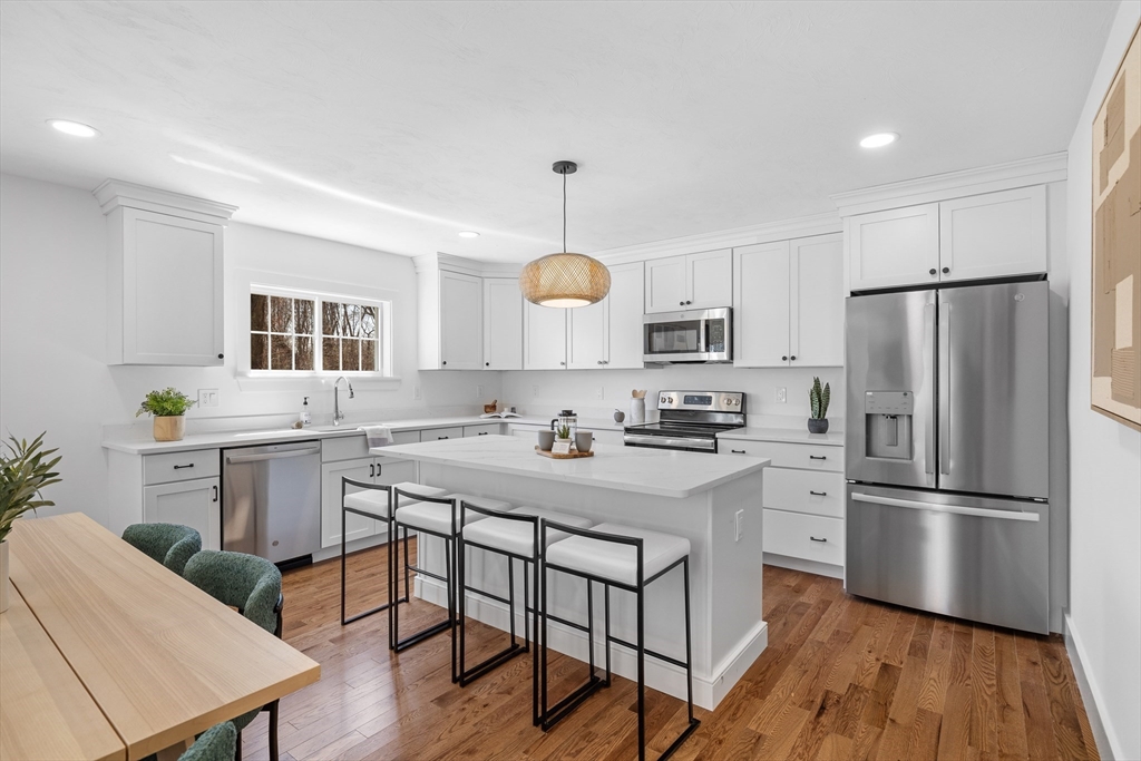 20 Pine Hill Road Worcester, MA 01604 - Photo 7 of 29