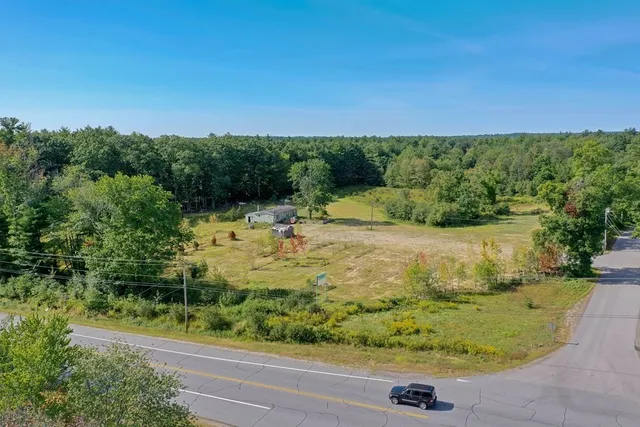 $729,000 | 316 S Road, Brentwood, NH 03833