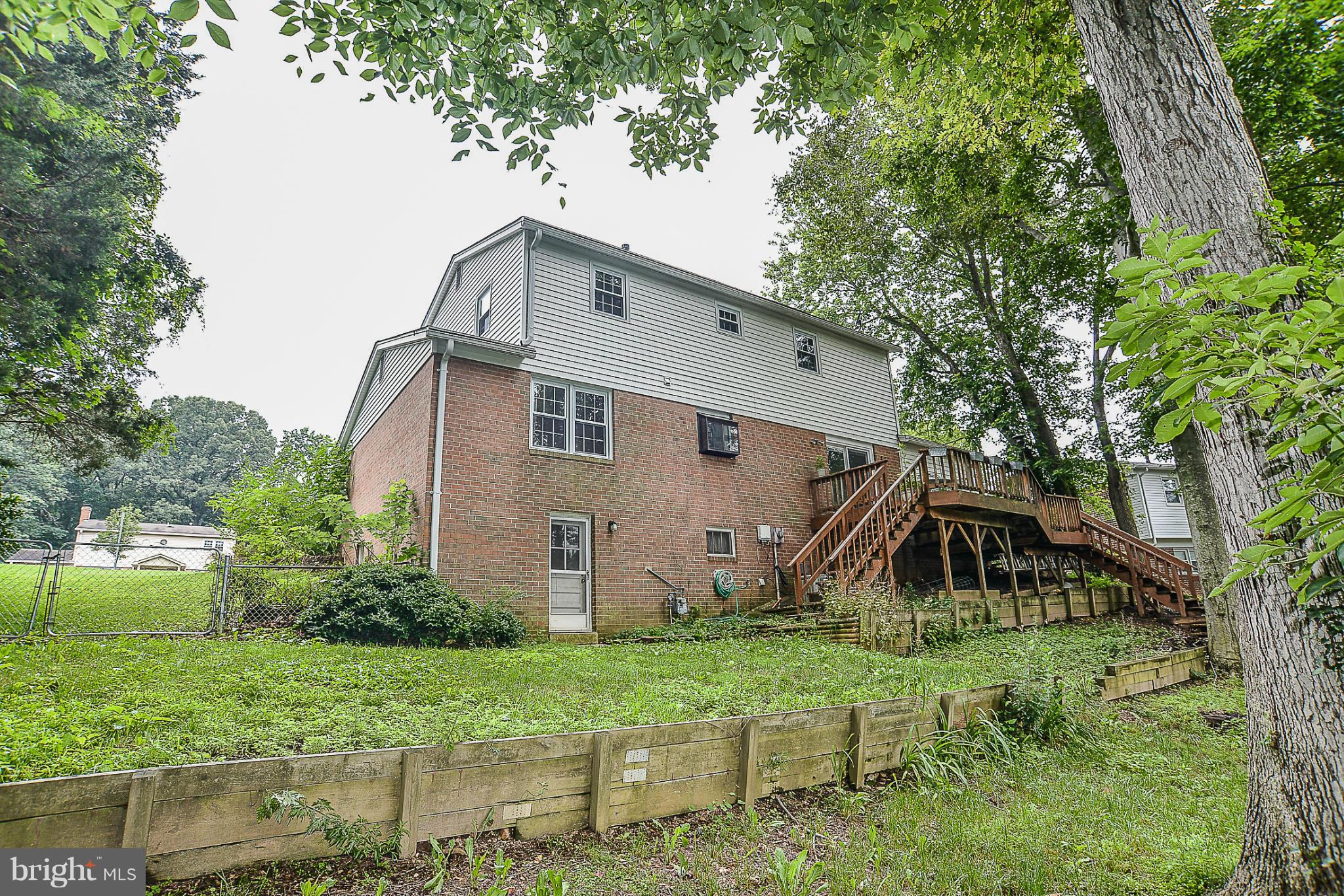 6813 Sydenstricker Road Springfield, VA 22152 - Photo 29 of 30 Exterior (Rear)