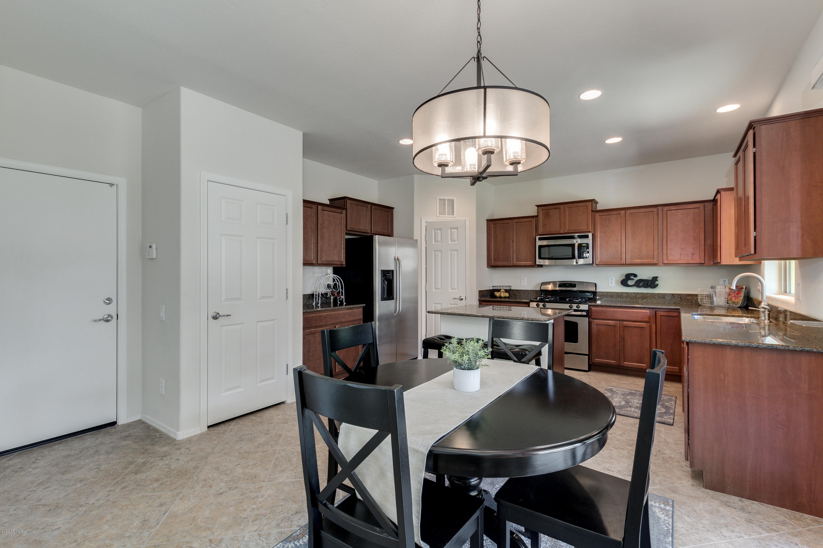 5433 West Parsons Road Phoenix, AZ 85083 - Photo 8 of 33 08-Parsons