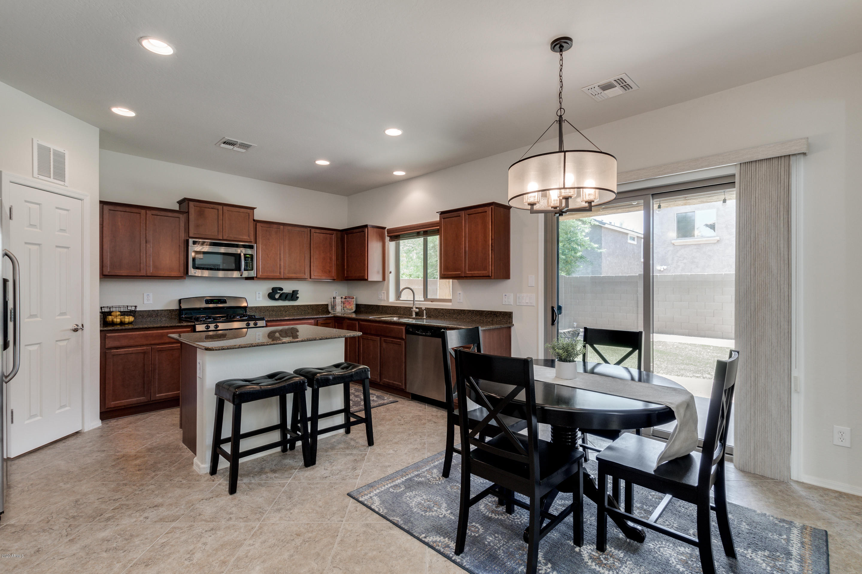 5433 West Parsons Road Phoenix, AZ 85083 - Photo 9 of 33 09-Parsons