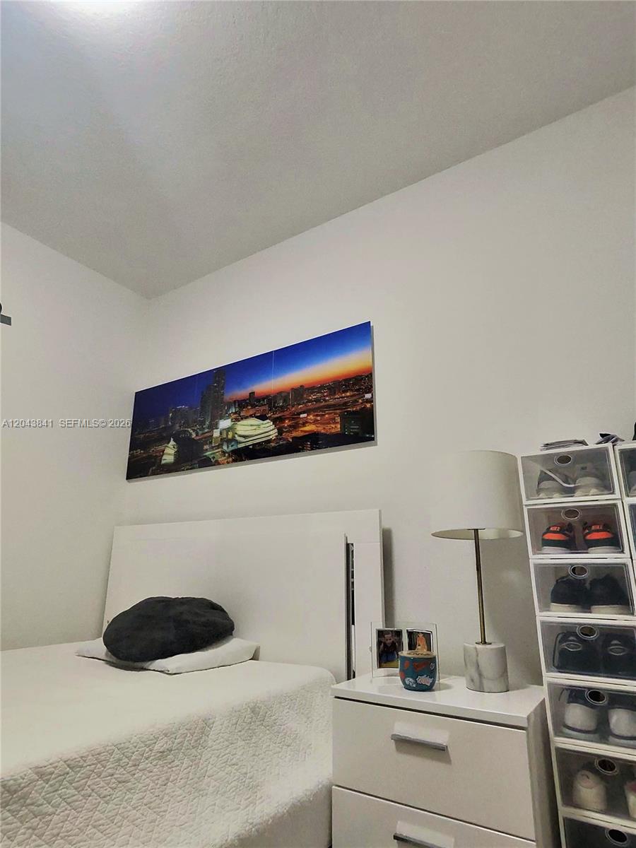 23013 Southwest 128th Place Miami, FL 33177 - Photo 23 of 31